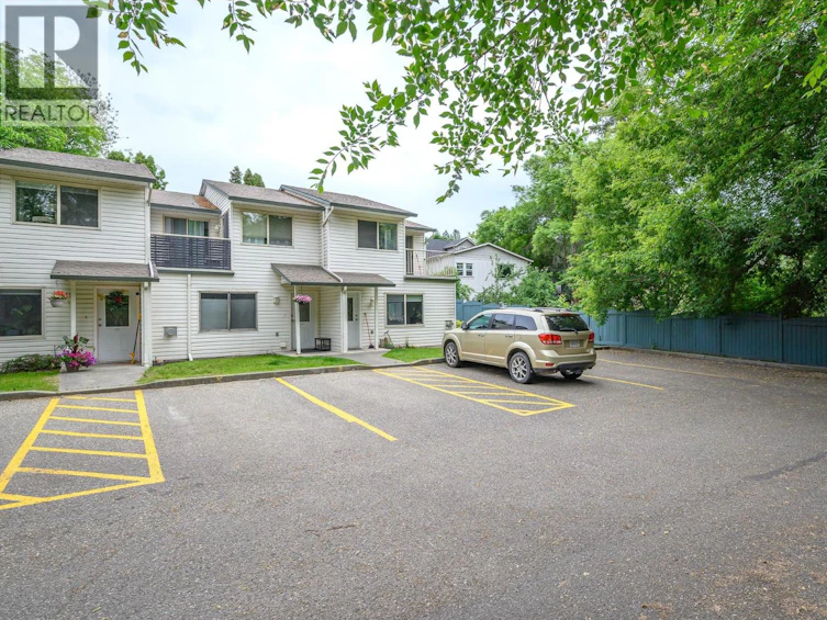 401-1607 43 Avenue, Vernon, BC, V1T 9R9 - 2