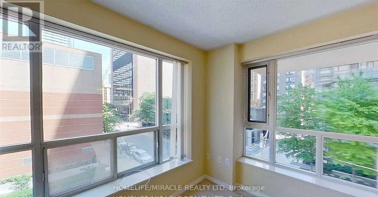 304-887 Bay Street, Toronto, ON, M5S 3K4 - 23