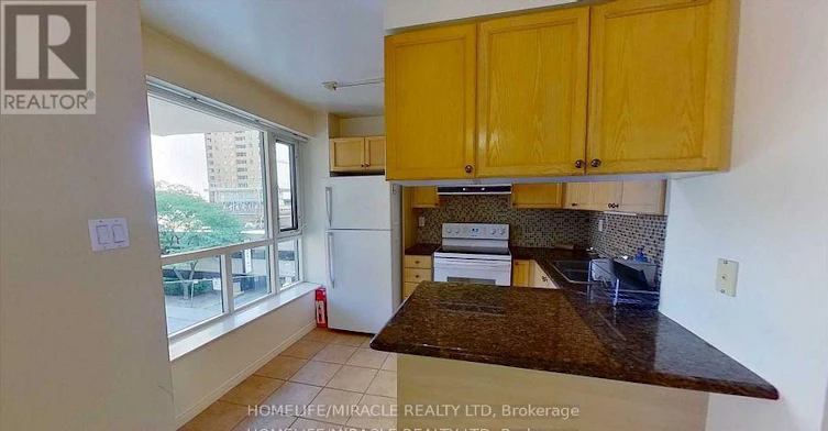 304-887 Bay Street, Toronto, ON, M5S 3K4 - 9