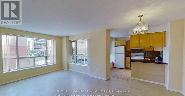 304-887 Bay Street, Toronto, ON, M5S 3K4 - 7