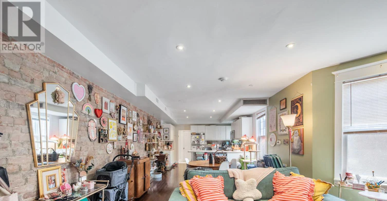 3RD FLR-269 Danforth Avenue, Toronto, ON, M4K 1N2 - 12
