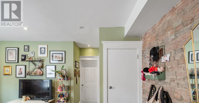 3RD FLR-269 Danforth Avenue, Toronto, ON, M4K 1N2 - 6