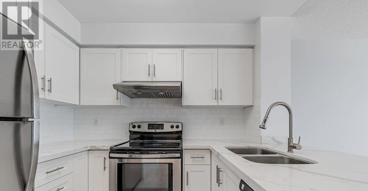 503-942 Yonge Street, Toronto, ON, M4W 3S8 - 3