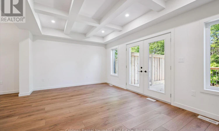 16 Fieldstone Lane
