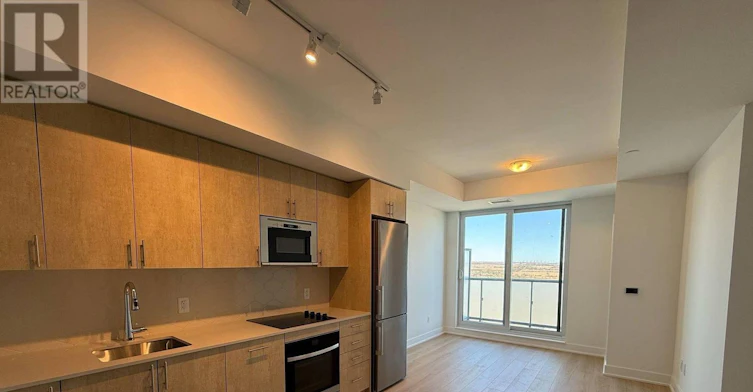 PH19-2545 Simcoe Street N, Oshawa, ON, L1L 0W3 - 3