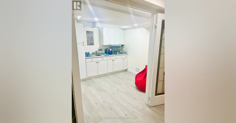 3076 Bayberry Drive, Mississauga, ON, L5N 6P1 - 18
