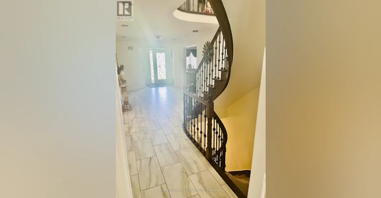 3076 Bayberry Drive, Mississauga, ON, L5N 6P1 - 11