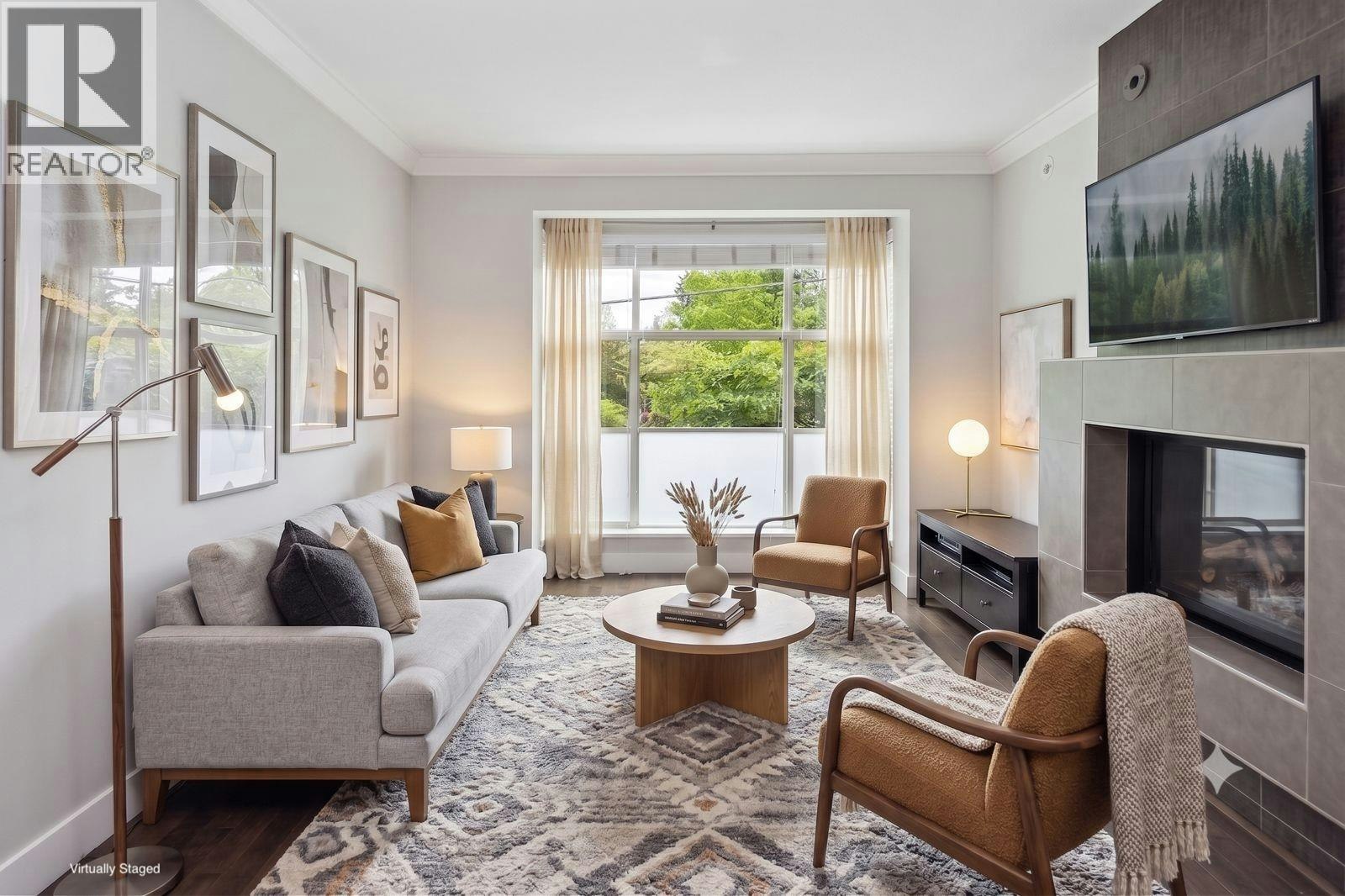 2-3025 Baird Road, North Vancouver, BC, V7K 2G5