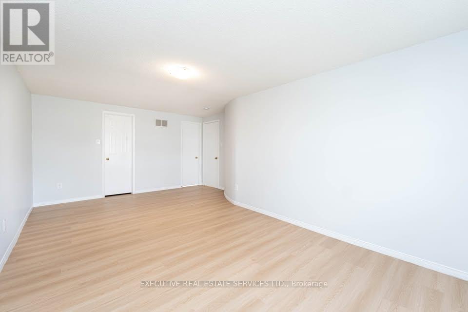 UPPER-11 Upland Drive, Whitby, ON, L1N 8H6 - 24