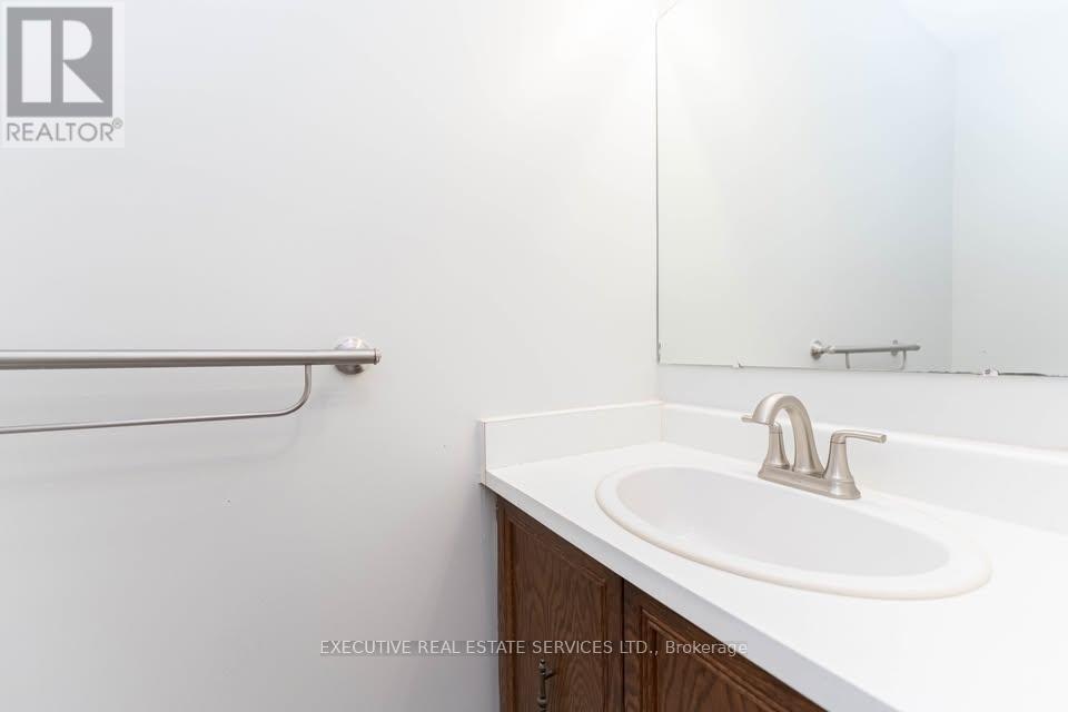 UPPER-11 Upland Drive, Whitby, ON, L1N 8H6 - 9