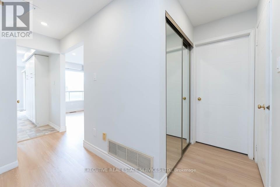 UPPER-11 Upland Drive, Whitby, ON, L1N 8H6 - 7