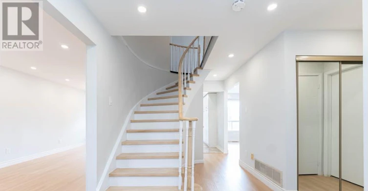 UPPER-11 Upland Drive, Whitby, ON, L1N 8H6 - 6