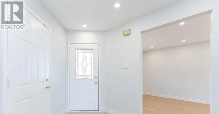 UPPER-11 Upland Drive, Whitby, ON, L1N 8H6 - 5
