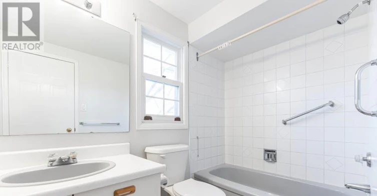 UPPER-11 Upland Drive, Whitby, ON, L1N 8H6 - 32