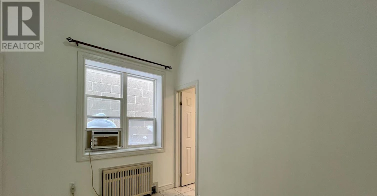 2-274 Coxwell Avenue, Toronto, ON, M4L 3B6 - 8