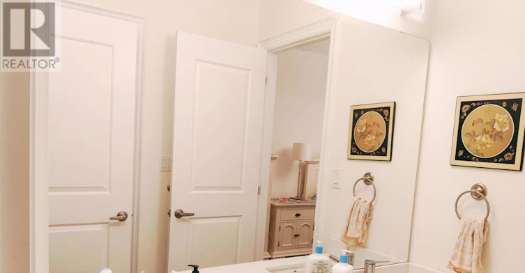 211 Hillsview Drive, Richmond Hill, ON, L4C 4L8 - 16