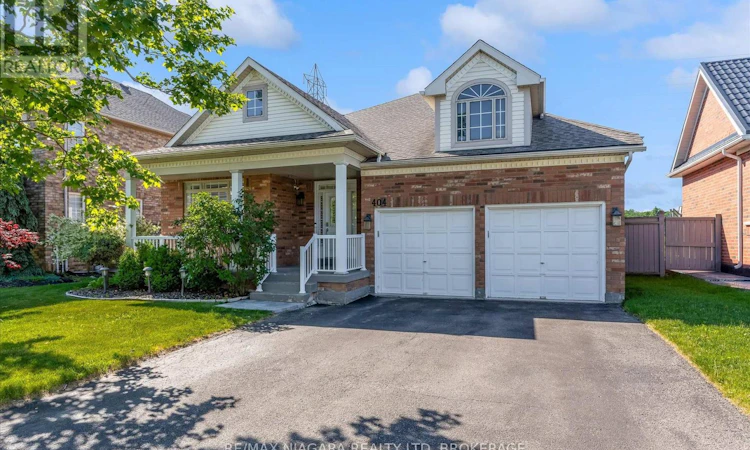 404 Wright Crescent