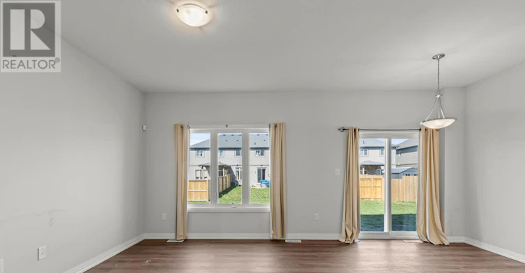 46 Samuel Avenue, Pelham, ON, L3B 5N5 - 5