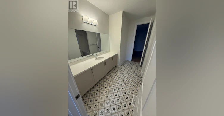 34 Nanhai Avenue, Markham, ON, L6C 3N1 - 27