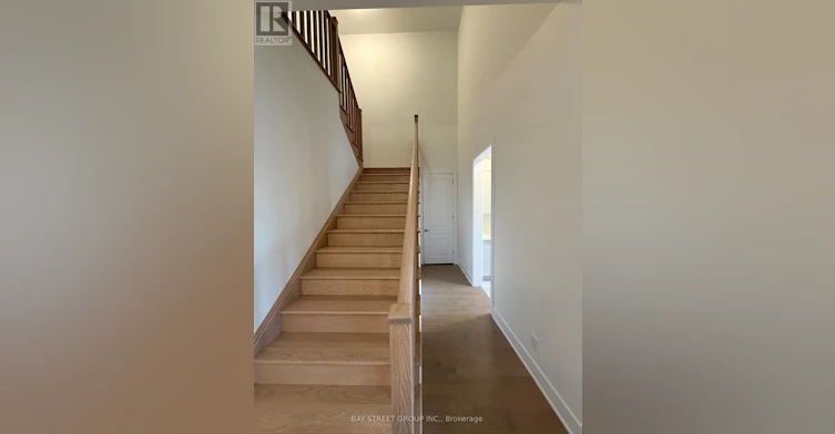 34 Nanhai Avenue, Markham, ON, L6C 3N1 - 14