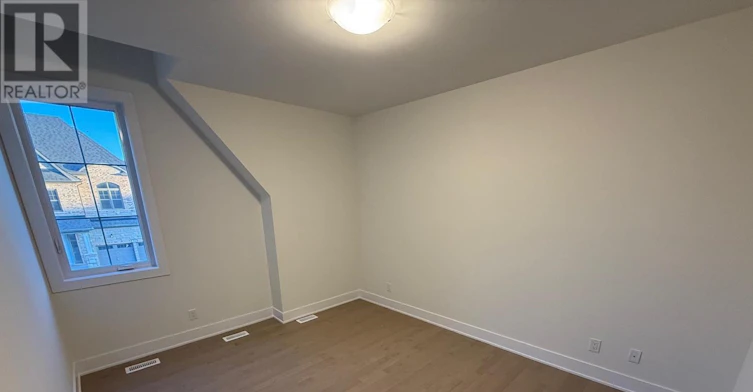 34 Nanhai Avenue, Markham, ON, L6C 3N1 - 21