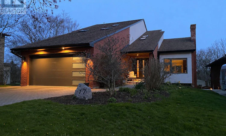 17 Mckay Court