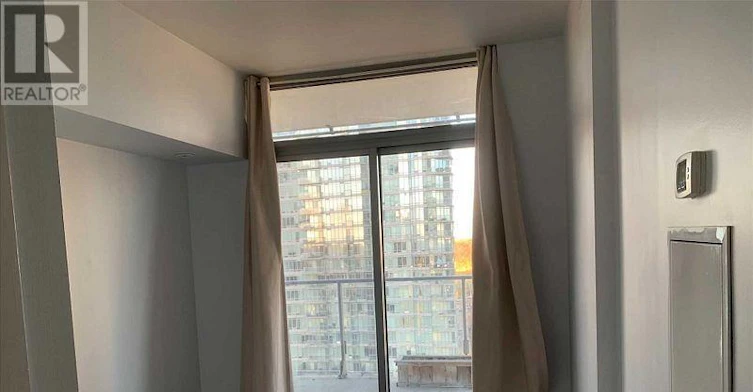 1204-103 The Queensway, Toronto, ON, M6S 5B3 - 4