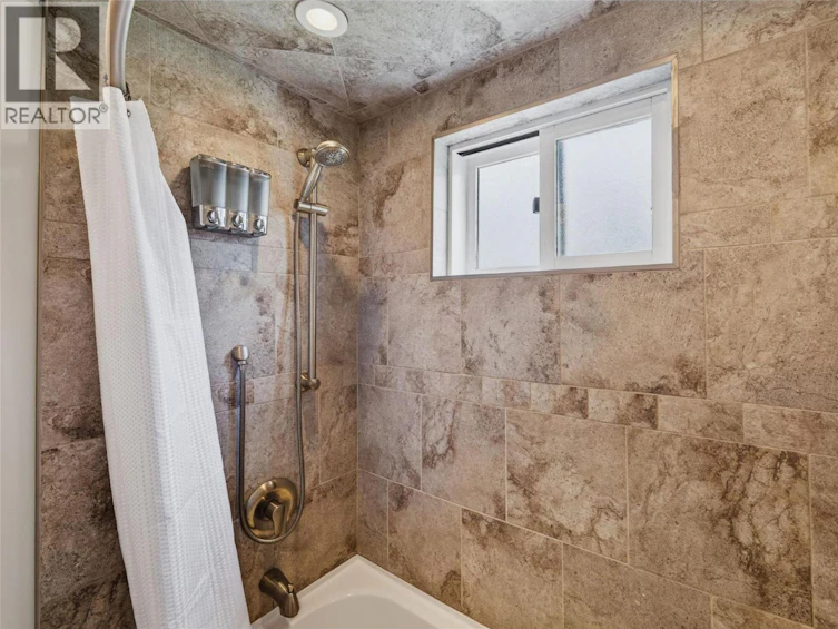 815 Tenth Street, Nelson, BC, V1L 3C6 - 40