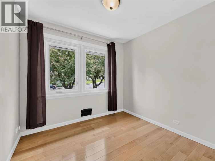 815 Tenth Street, Nelson, BC, V1L 3C6 - 16