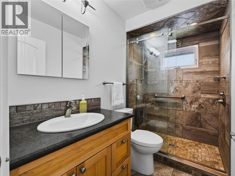 815 Tenth Street, Nelson, BC, V1L 3C6 - 26