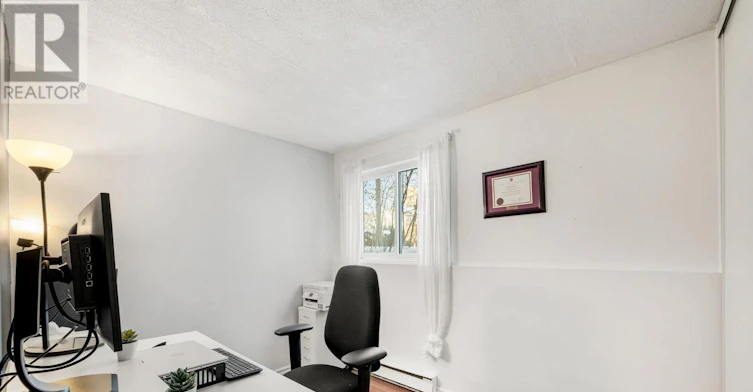 4-160 Fenerty Court, Ottawa, ON, K2L 3A7 - 17