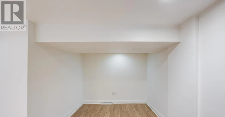 38 Hopedale Avenue, Toronto, ON, M4K 3M7 - 37