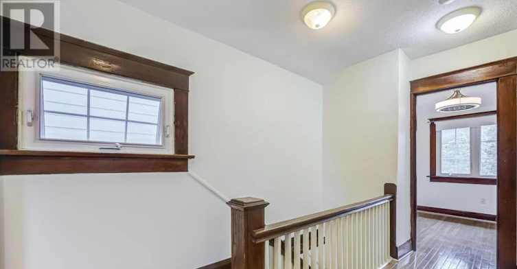 38 Hopedale Avenue, Toronto, ON, M4K 3M7 - 26