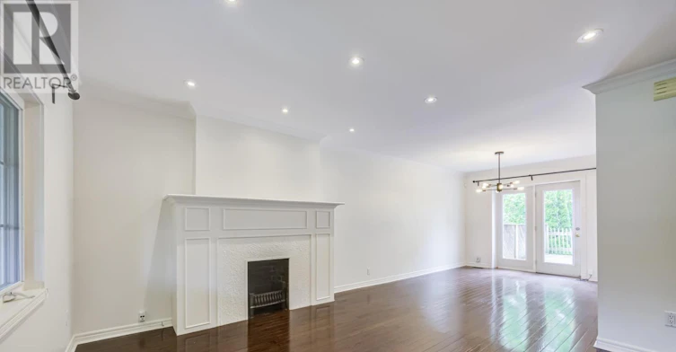 38 Hopedale Avenue, Toronto, ON, M4K 3M7 - 9