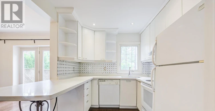 38 Hopedale Avenue, Toronto, ON, M4K 3M7 - 21