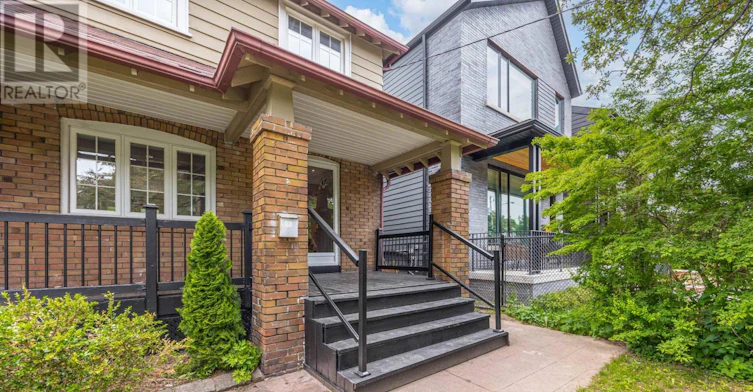38 Hopedale Avenue, Toronto, ON, M4K 3M7 - 2