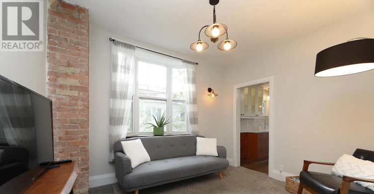 27 Sycamore Place, Toronto, ON, M4E 1K3 - 10