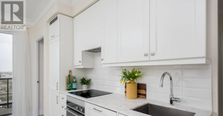 909-9085 Jane Street, Vaughan, ON, L4K 0L8 - 13