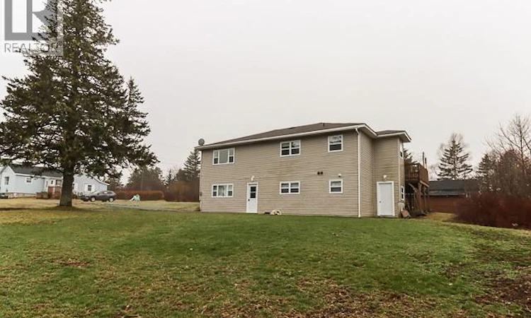 15 Rose Point Lane