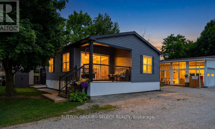 415-8685 Rock Glen Road