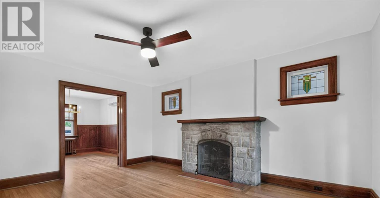 14 Mortimer Avenue, Toronto, ON, M4K 1Z8 - 6