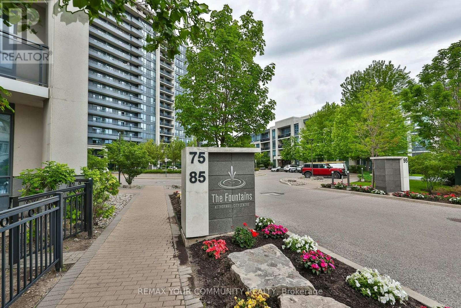 1601-75 Park Road NORTH, Vaughan, ON, L4J 0H8
