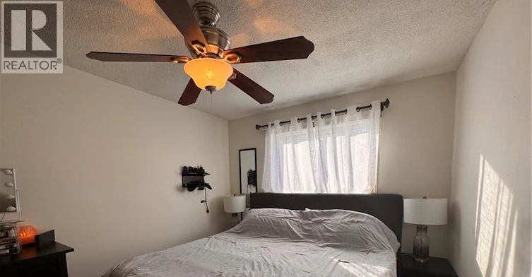 19 Dalzell Avenue, Brampton, ON, L6Z 1H1 - 12
