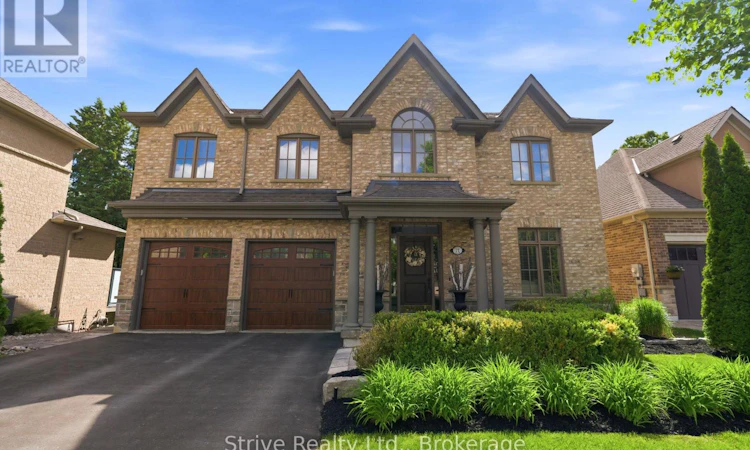 77 Mclellan Court