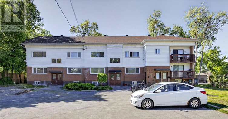 3-171 Hazlitt Street, Peterborough, ON, K9H 1L8