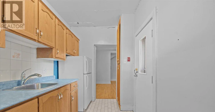 1-484 Gilmour Street, Ottawa, ON, K1R 5L4 - 13