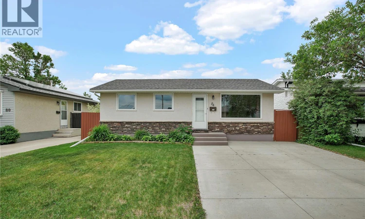 84 Rita Crescent