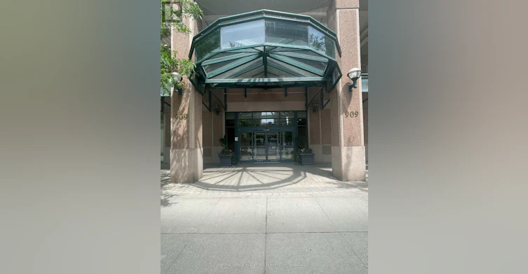 2108-909 Bay Street, Toronto, ON, M5S 3G2 - 2