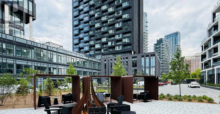 305-1 Kyle Lowry Road, Toronto, ON, M3C 0S6 - 3