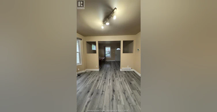 408 Elm Avenue, Windsor, ON, N9A 5H1 - 9